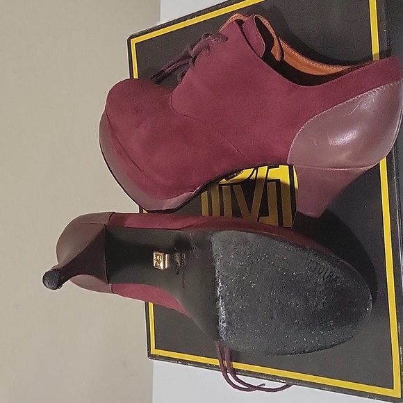 Booties - Picture 5 of 5